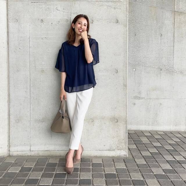 夏から秋♪トップスタイトシルエットシンプルオフィスカジュアル