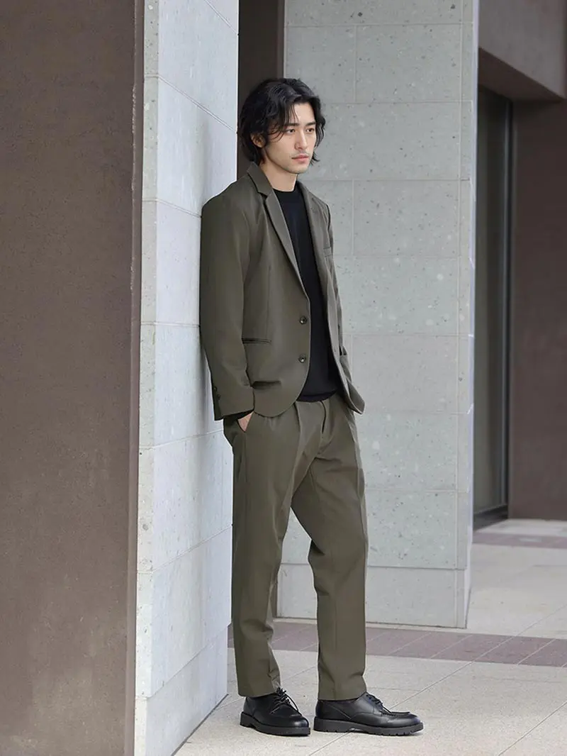 服装の写真付き 就活でビジネスカジュアルを指定されたら何を着る？服装を選ぶポイントを紹介就職エージェントneo