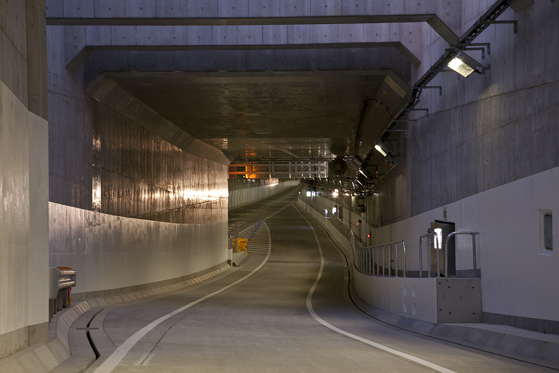大阪湾岸道路西伸部整備 駒栄工区開削トンネル工事の状況 - こべるん ～変化していく神戸～