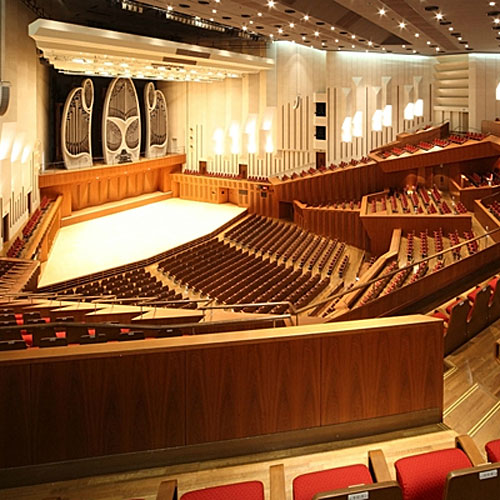 東京ガーデンシアター」有明ガーデンの国内最大約8,000人収容の劇場型ホール - ファッションプレス