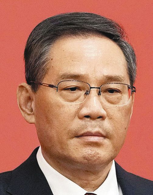 新しい中国語 ─賢いインターン生活─教科書 中国語朝日出版社