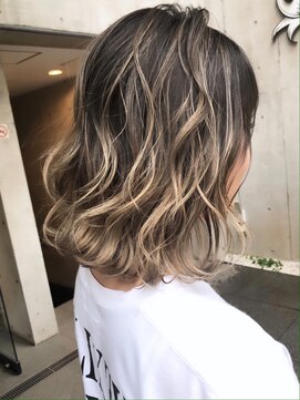 2025年夏最新！ お洒落さんにはこれ！メンズハイライトカラー10選PEEK-A-BOO 美容室 オフィシャルサイト