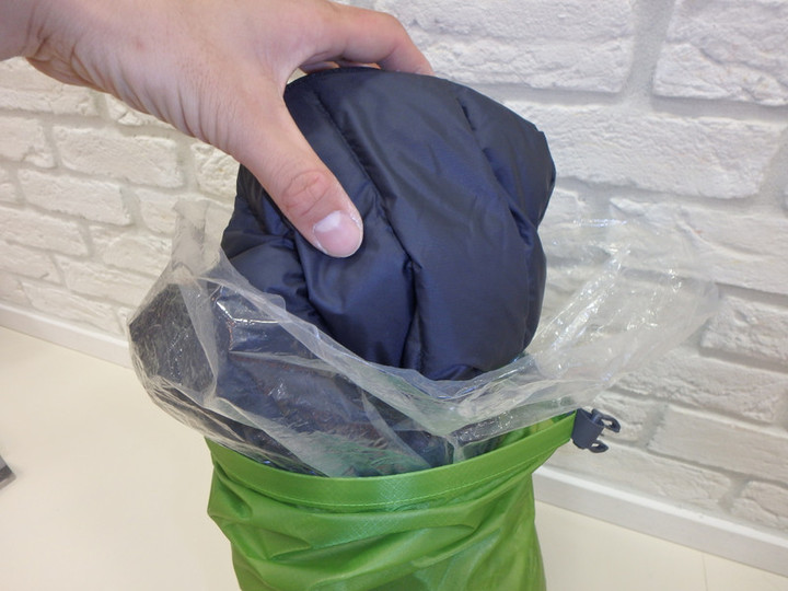 ぷっくりした「ダウンバッグ」とは?人気14選!-ハイブランドからお手頃価格帯まで厳選!-STYLE HAUS