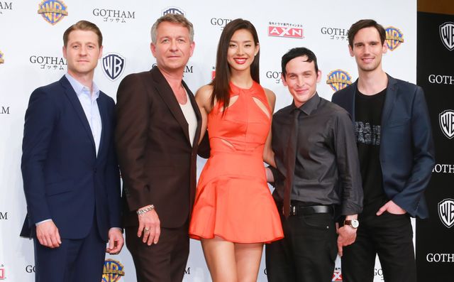 マイケル・コーリー Cory Michael Smith Stars as a Tech-Bro Billionaire inMountainhead, But He Isn'