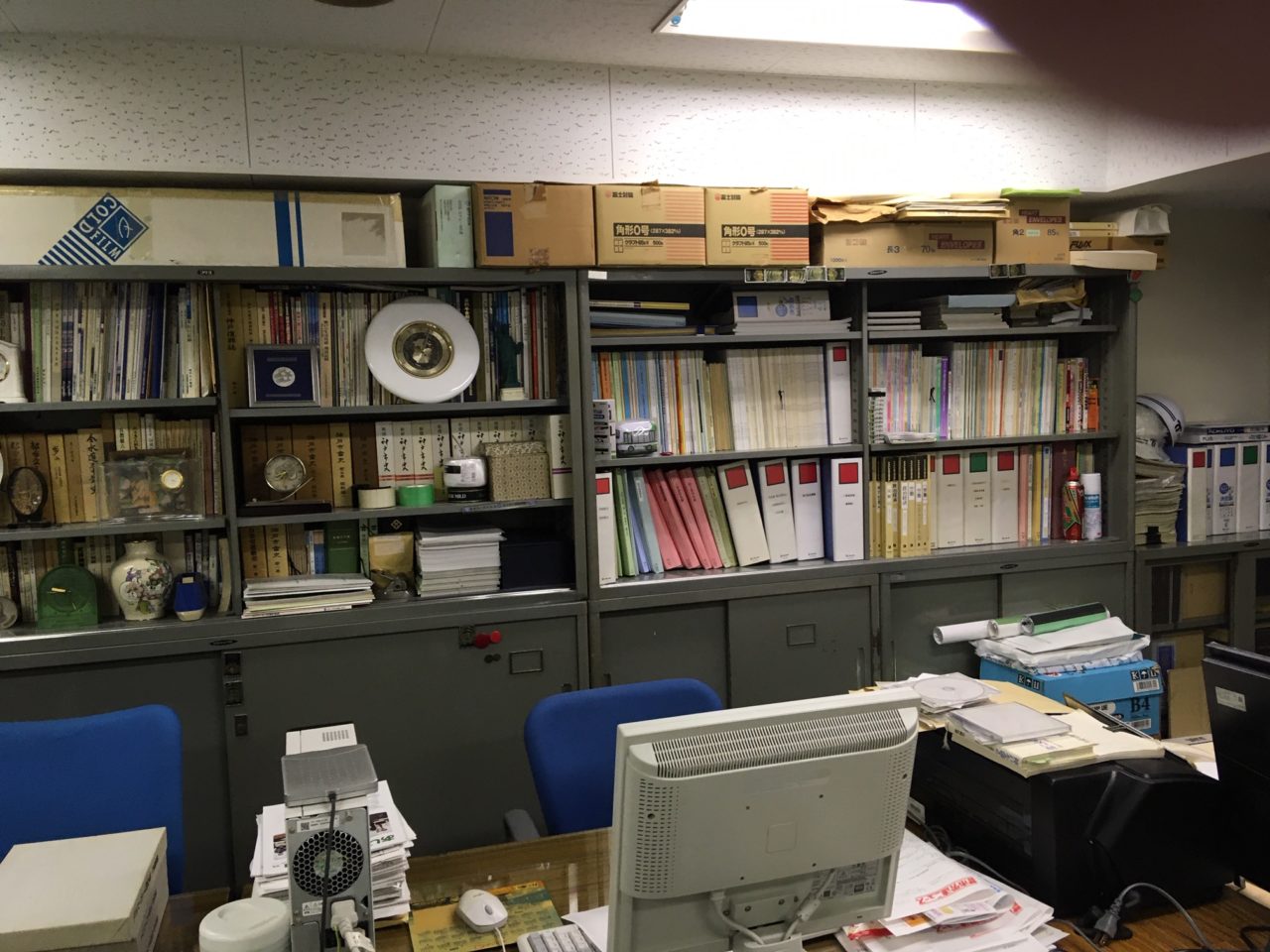 オフィスを広く見せる！パーテーションにもなる木製キャビネット4選