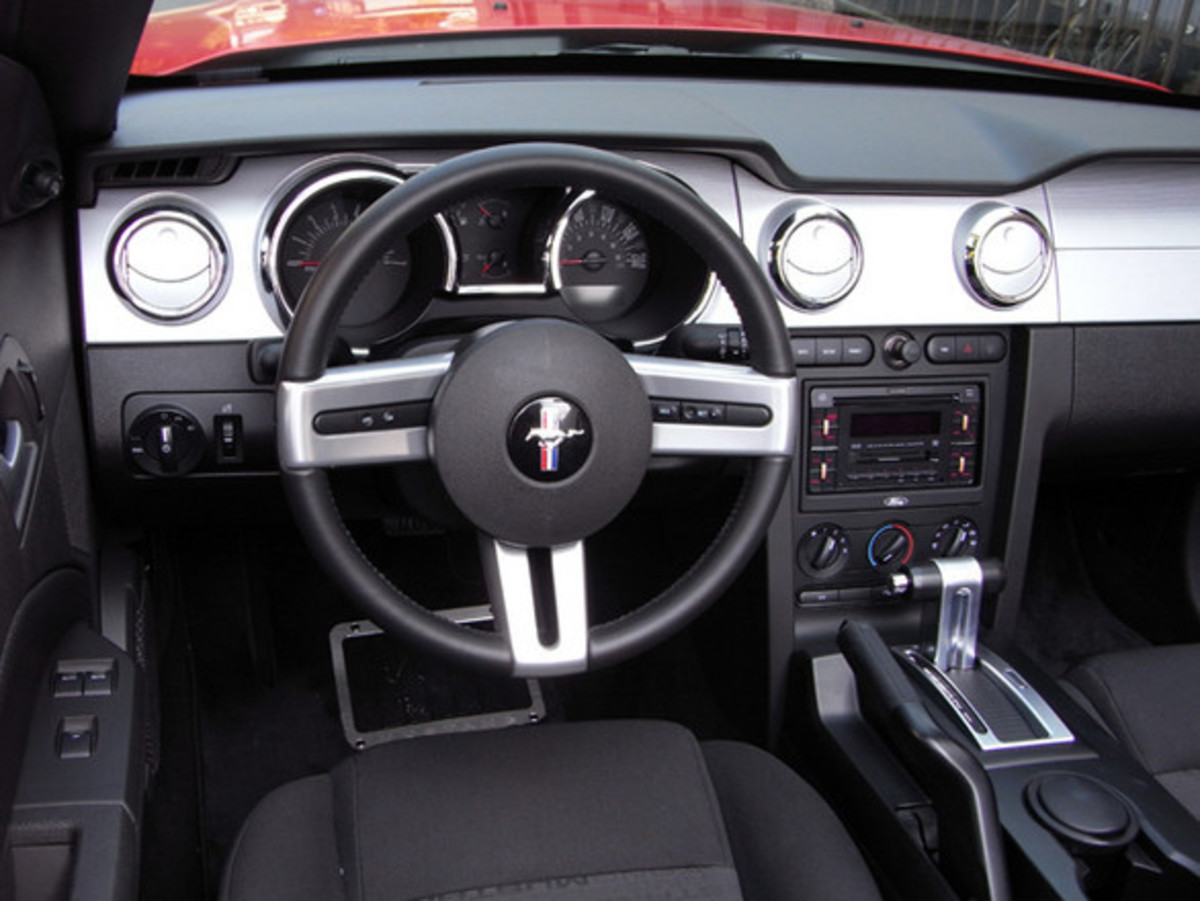 馬のエンブレム」と言えば？ポルシェ、フェラーリ、マスタング、その関係とは？CARTUNEマガジン