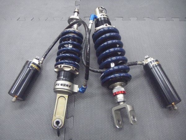 ▽RVF750 RC45 ペンスキー リアサスペンション リアショック希少