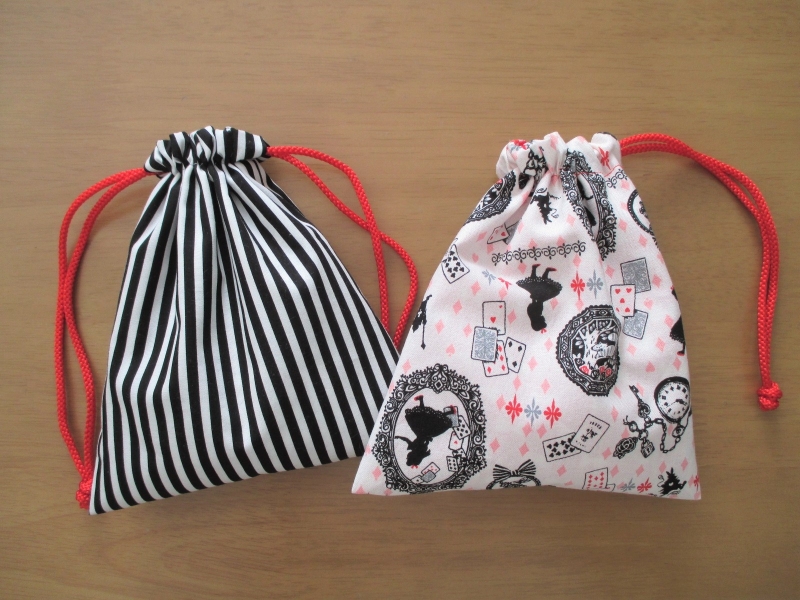 コップ袋の簡単な作り方♪裏地あり・切替あり・マチあり - Ayaのまいにちこそだて