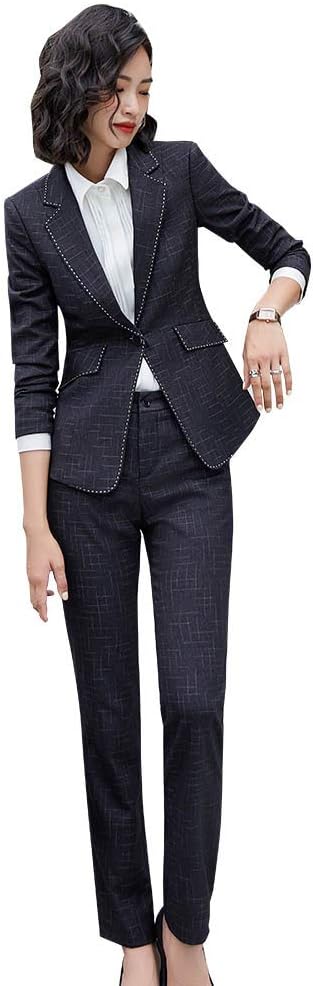 就活面接でストライプスーツはOK！？ 注意点と選ぶポイント広告就活・転職メディアADvice アドバイス