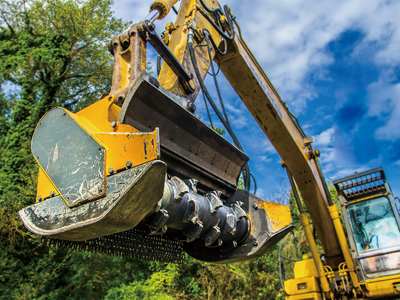 納入事例 海外製の木材破砕機、PG1500納入しました！ │納入事例 海外製の木材破砕機、PG1500納入しました！ 林業機械.com