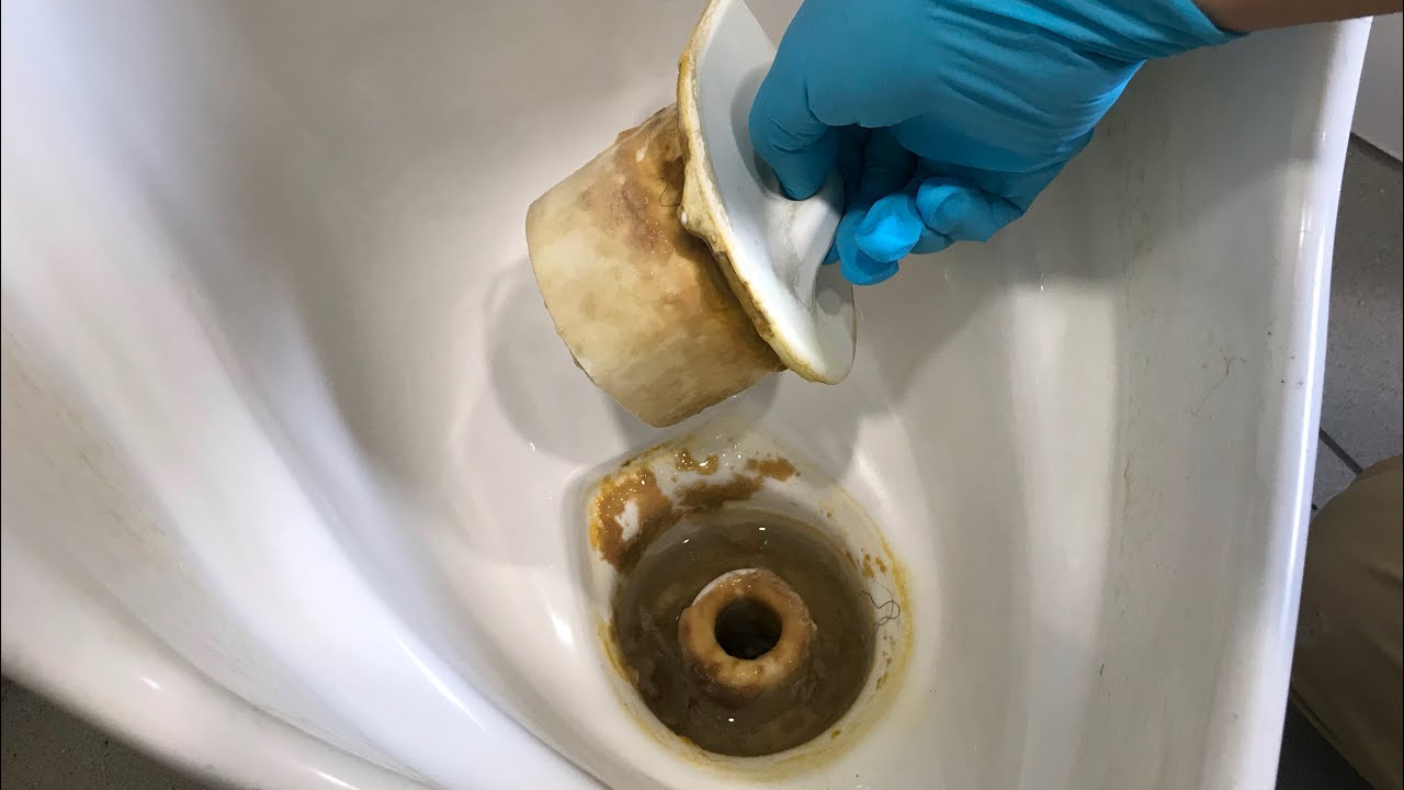 男子トイレイラストなら、小学校・幼稚園向け・保育園向けのかわいい無料イラストお試しフリー素材 カット がいっぱいの安心サイトへどうぞ