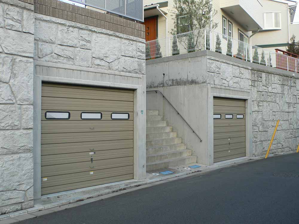 半地下ガレージの費用と建築基準法のご相談家づくり相談SuMiKa建築家・工務店との家づくりを無料でサポート