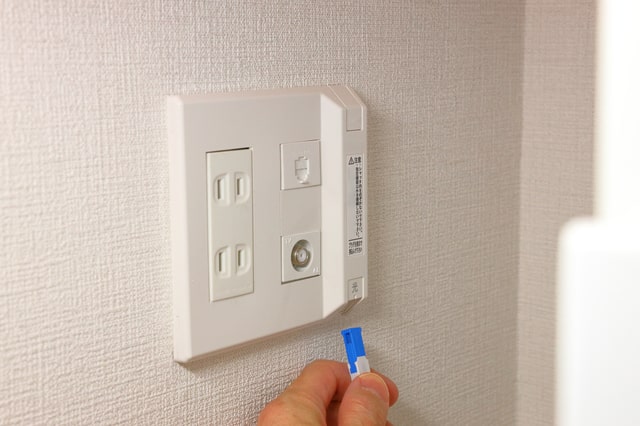 お家のWi-Fiルーターどこに置く？おすすめの設置場所と使い勝手は？ - I'm home! アイムホーム ただいまぁ