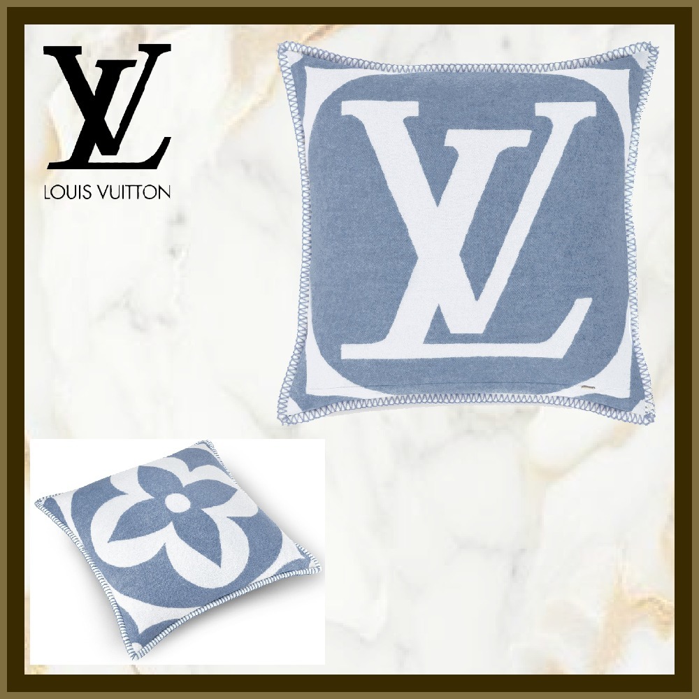 Louis Vuitton Logo pngPNGWing