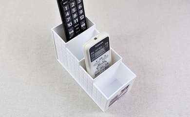 100均で購入した「リモコンスタンド」商品一覧。写真付きでご紹介