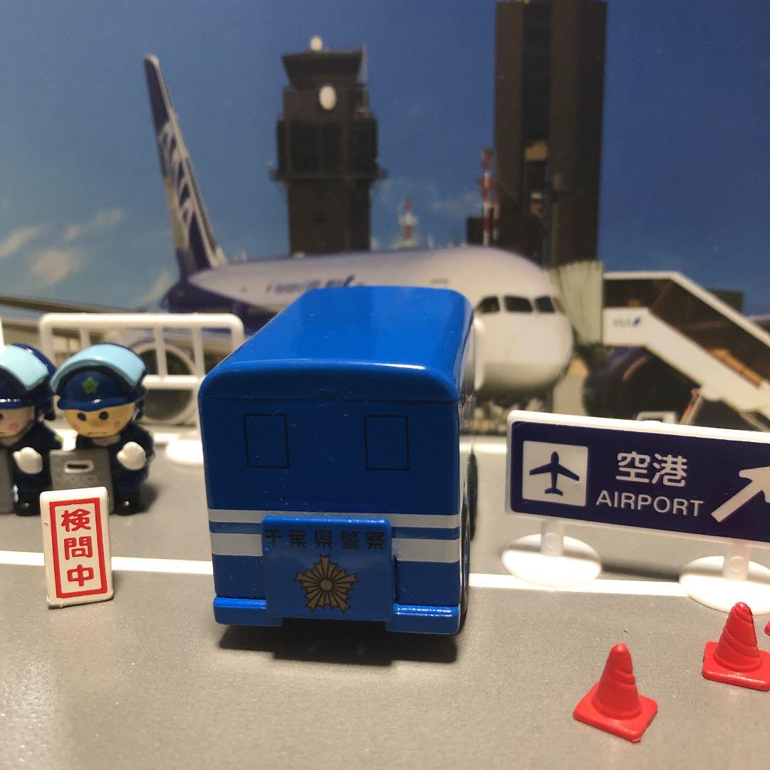 1 43 2012 警視庁警備部機動隊放射線防護車両 限定500台 H7431205 HIKOSEVEN