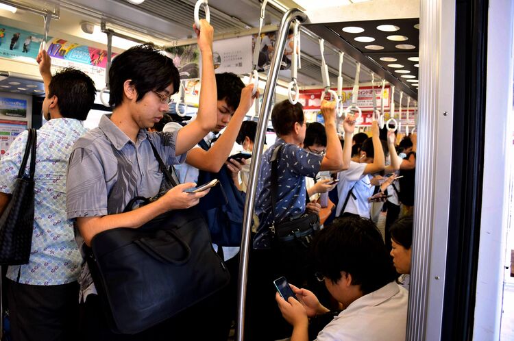 オーバーツーリズム」克服できる？ぎゅうぎゅう詰めのバス、あふれるゴミ、各地の取り組みは？観光立国目指す日本「外国人に来てもらわなあかん」47NEWS よんななニュース