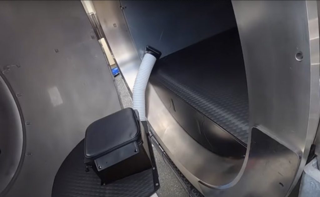 かつての敵に囲まれて〜ソビエト連邦海軍潜水艦 B-39 - ネイビーブルーに恋をして