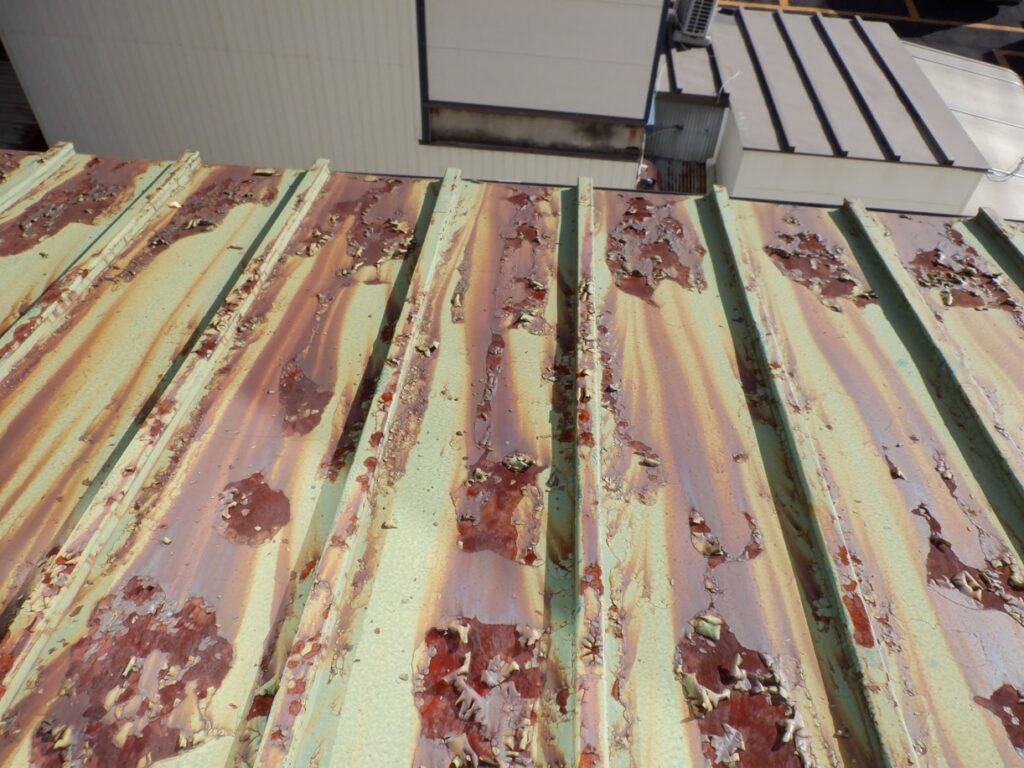 屋根の修理費用と業者選びをプロの修理会社が解説 初心者向けみんなの雨漏り修理屋さん