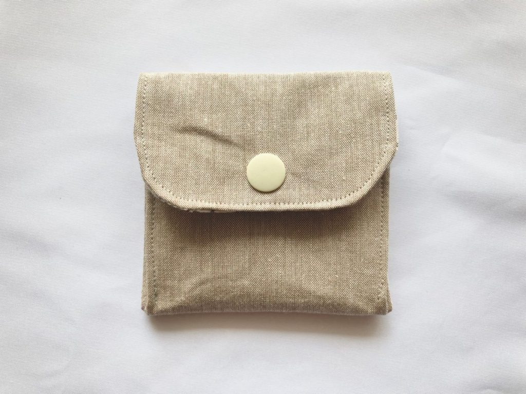 端切れでできる ちょうどサイズの小銭入れ 作り方・型紙 Zipper Pouch Coin Purse Tutorial & Patternどんぐりの日々の楽しみ