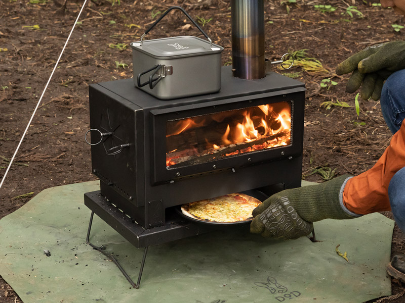 先日お引き渡ししたマキノM様邸 ワンコにゃんこに囲まれた その後の暮らしぶり🐕‍🦺🐈 毎日たくさんの方が訪れて誰かしらリビングで寝ているという賑やかなM様邸 あたたかくチャーミングなその人柄が そのまま空間にあらわれてます☻ たくさん写真撮りました📸少しずつ