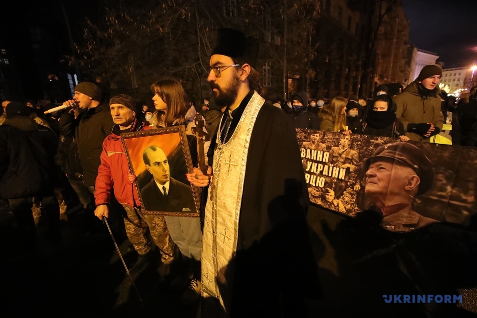 プーチンはなぜウクライナの「非ナチ化」を強硬に主張するのか？ その「歴史的な理由」 浜 由樹子- 3ページ目現代ビジネス講談社