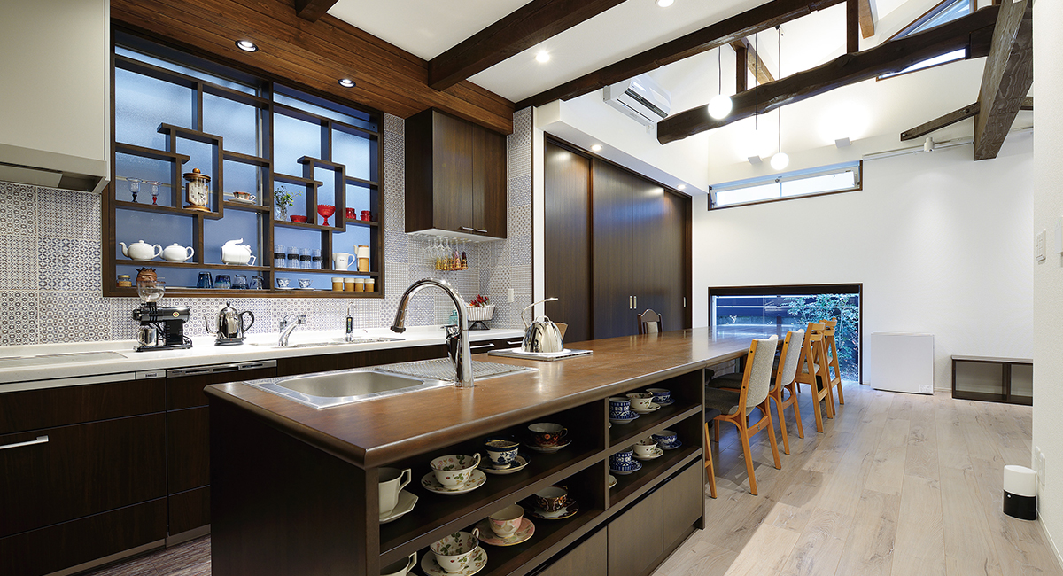 カフェとマイホームの夢を 同時に叶えた店舗併用住宅。│建築実例│ 公式 クレバリーホームcleverlyhome自由設計の住宅メーカ