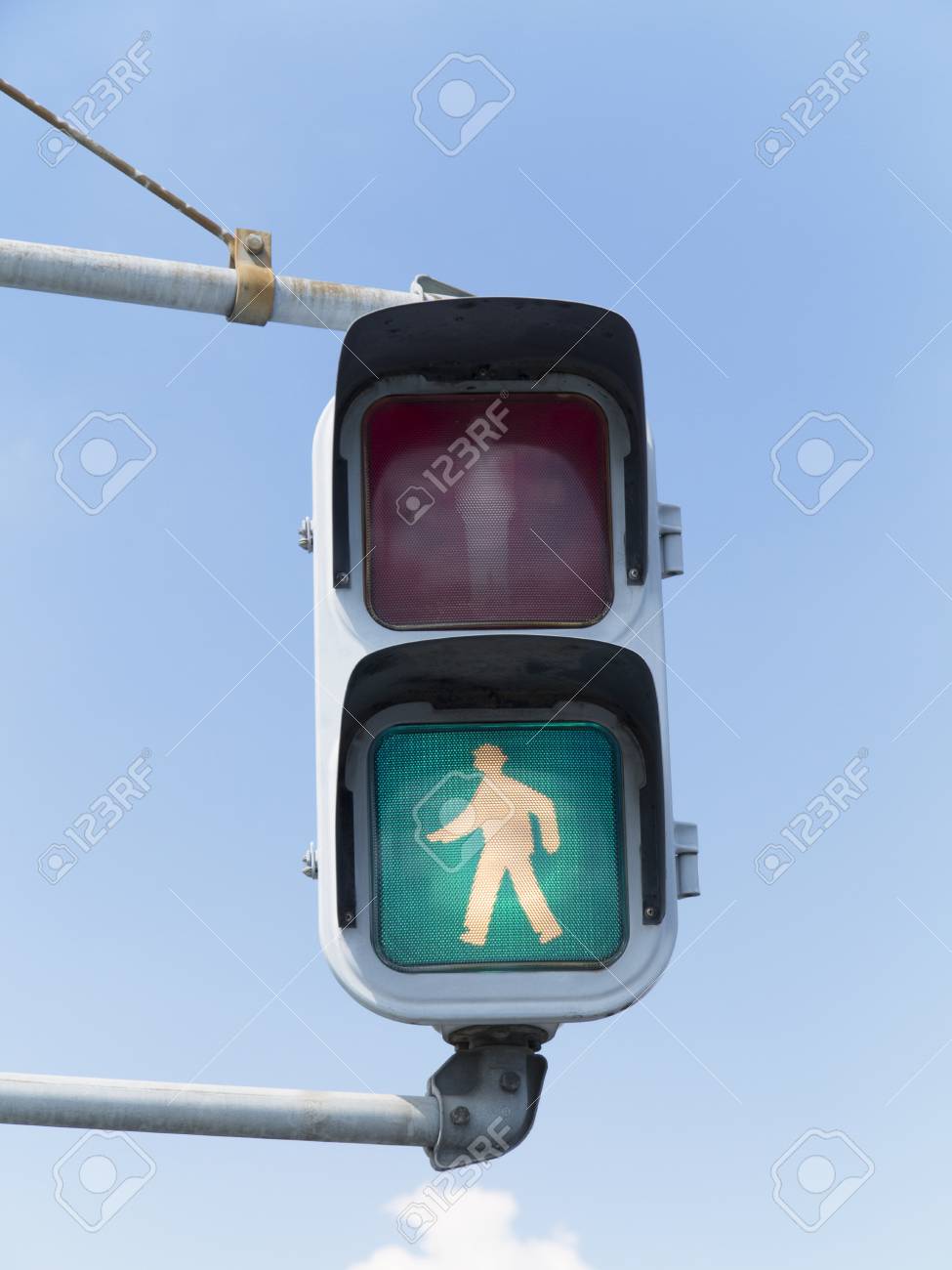 風雲！コネタ城 歩行者用信号の正式名称は歩行者用交通信号灯器 - デイリーポータル Z：