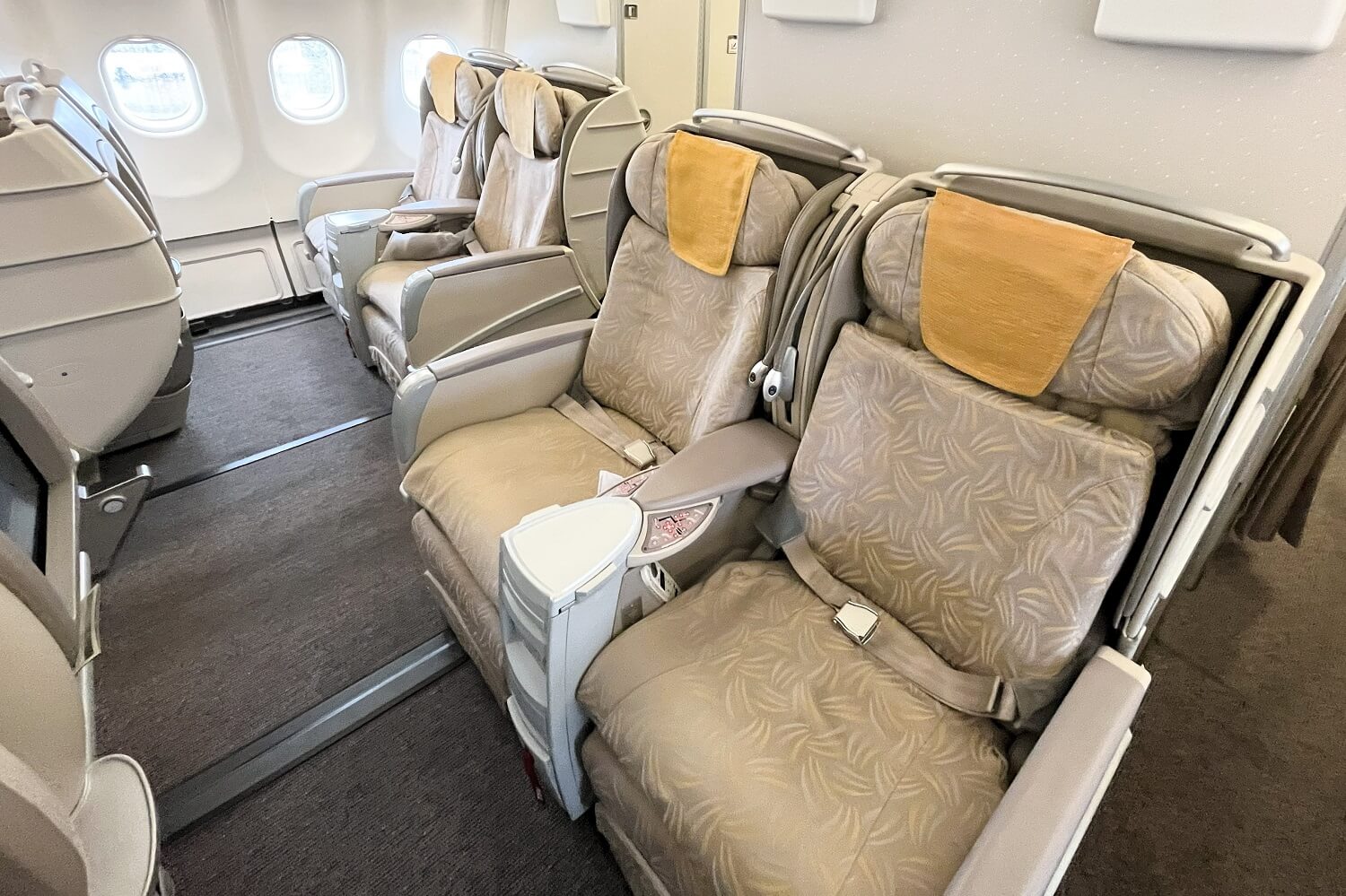 アシアナ航空、明らかになったファーストクラス廃止の理由・「マイレージ顧客の遮断」亜洲日報