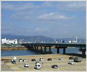 淀川大橋 千船大橋歩道橋沈下 淀川駅～千船駅 大阪市Pochiの 食べるために生きる