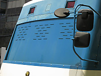 警視庁第一機動隊の常駐警備車の写真素材105178527- PIXTA