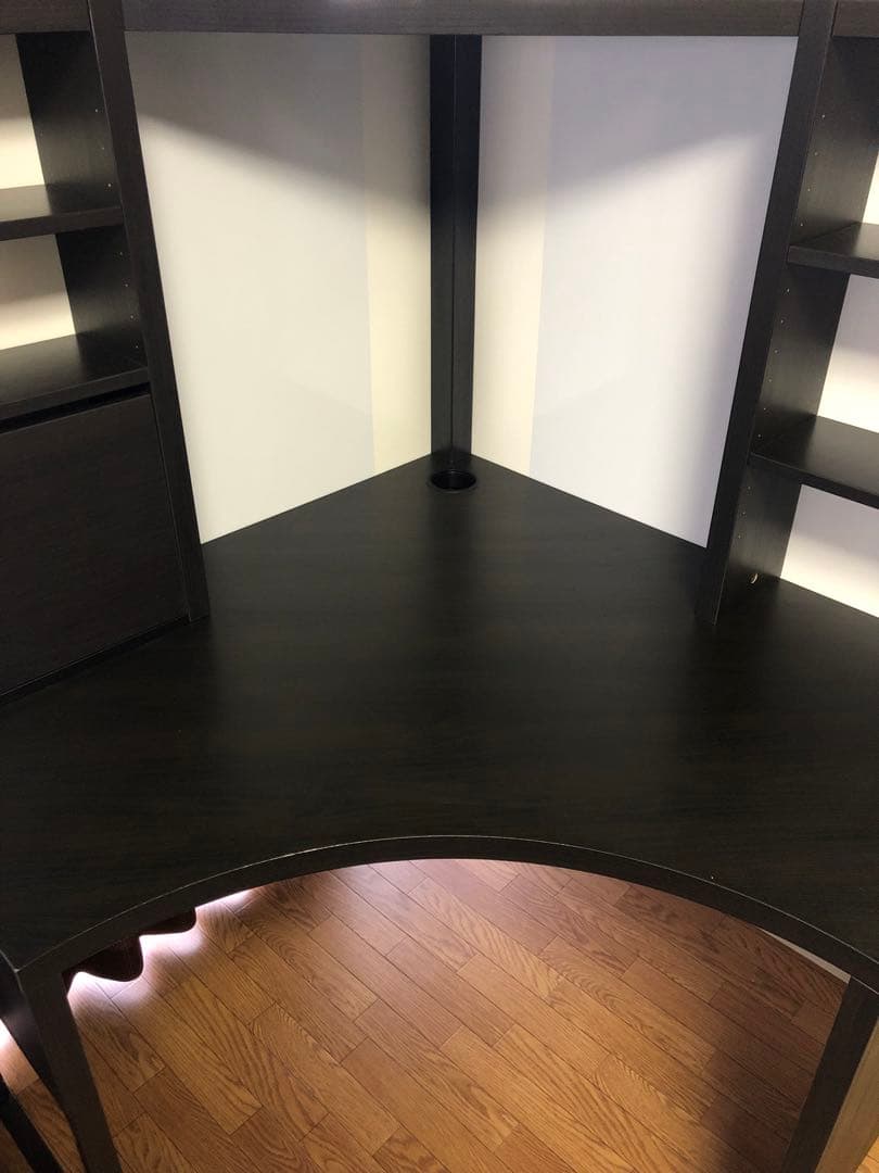 IKEAミッケのコーナーワークステーションとワゴンのセット