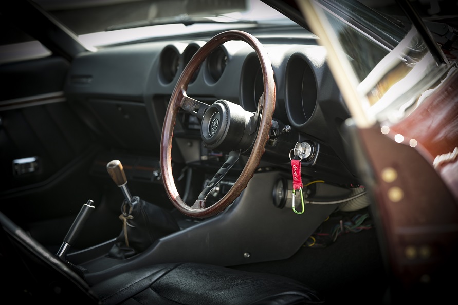 ハコスカ、ケンメリ、S30Z など旧車レストア専門店有限会社スターロード