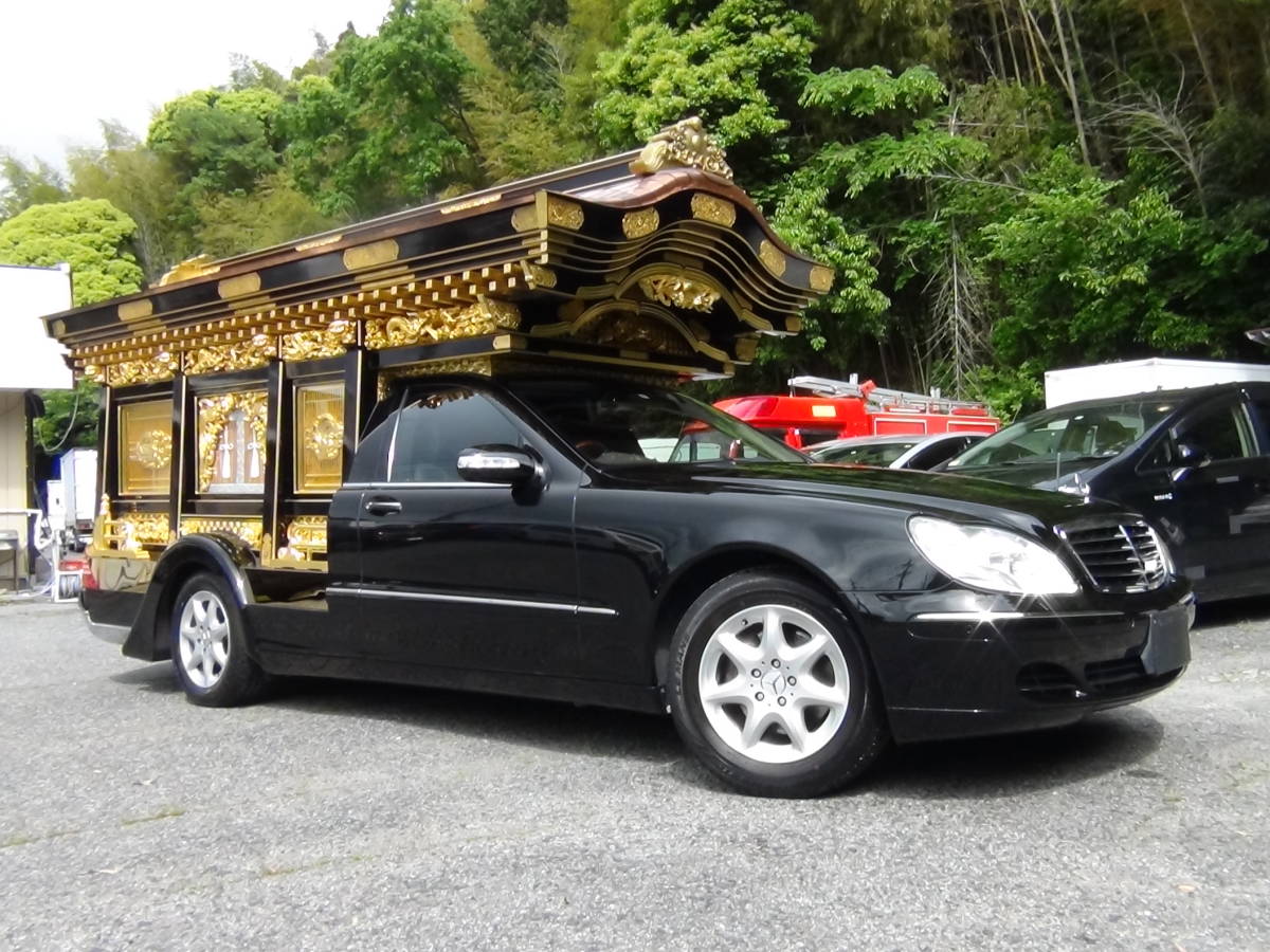 フォード フォードその他 マーキュリー グランドマーキー 霊柩車 パワーシート 革シート キーレス 運転席助手席エアバッグ 75.0万円平成13年 2001年埼玉県 中古車 - 価格.com