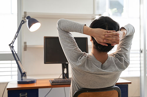 机 居眠りの写真素材写真素材なら「写真AC」無料 フリー ダウンロードOK