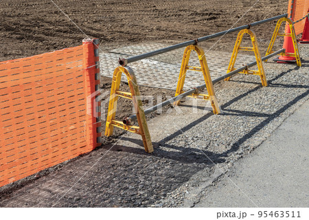 工事現場のバリケードは鉄くずより高く売れます