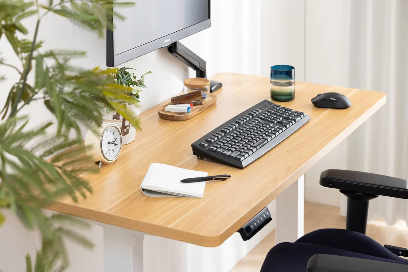 激変 汚れすぎた子供の勉強机をキレイに拭き掃除してみた