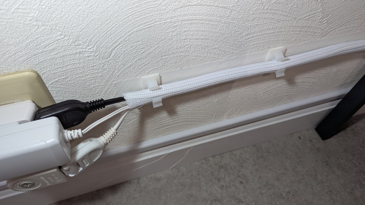 ダイソー 配線カバーのおしゃれなアレンジ・飾り方のインテリア実例RoomClip ルームクリップ