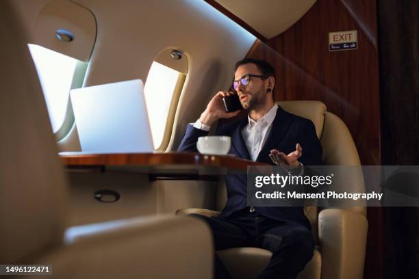 憧れのファーストクラスを徹底解剖！いつかは贅沢に、うるおう旅を: me&beaute-Maison KOSÉ