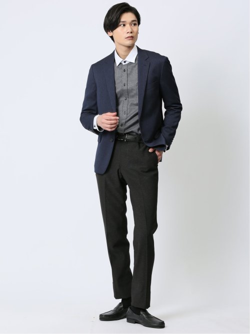 女性のビジネスカジュアルとは？オフィスカジュアルとの違いや春夏秋冬コーデ術をご紹介Niau ニアウ