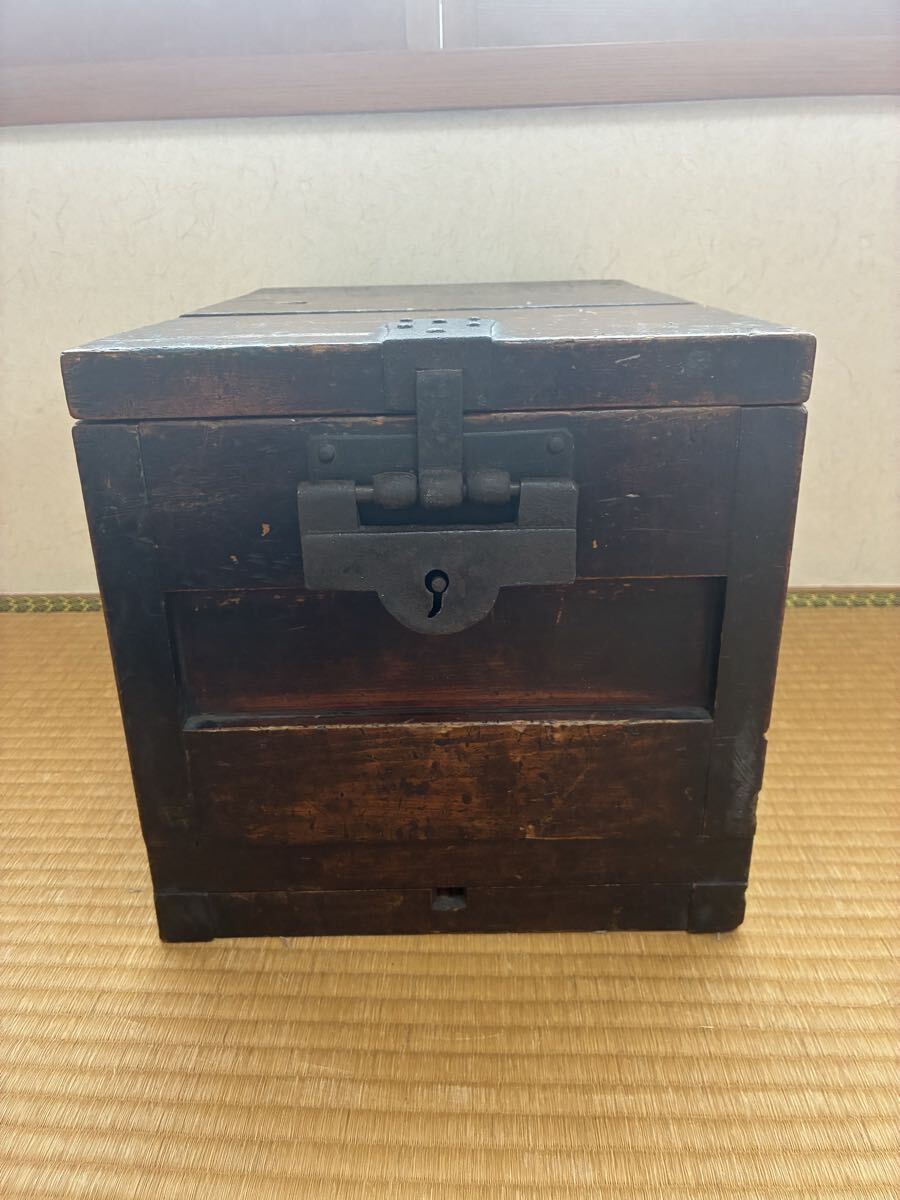 中古 K▽木製 金庫 道具箱 古い家具 木箱 鍵付き37554楽天市場