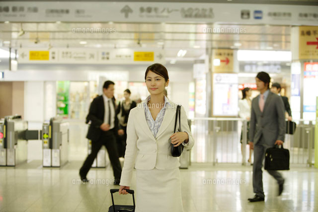 JR多治見駅 改札口前にVIE DE FRANCE ヴィ・ド・フランス オープンTajimin!! たじみん!!