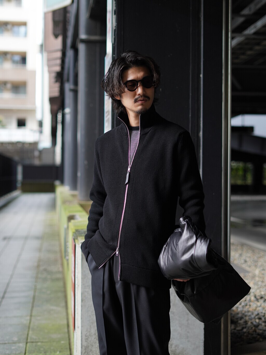 ドライバーズニットとは？特徴とおすすめコーデ - ファッション記事 - WEAR