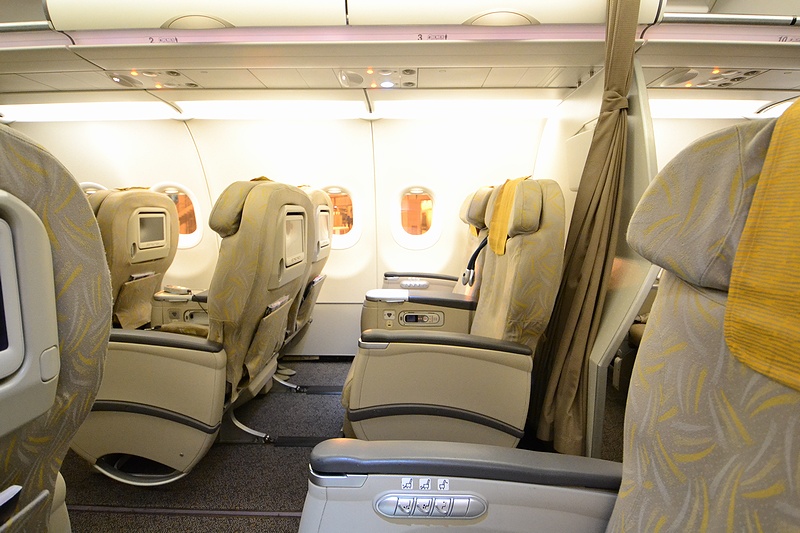 成田-仁川 アシアナ航空A380ビジネスクラス搭乗記 OZ101ナード旅