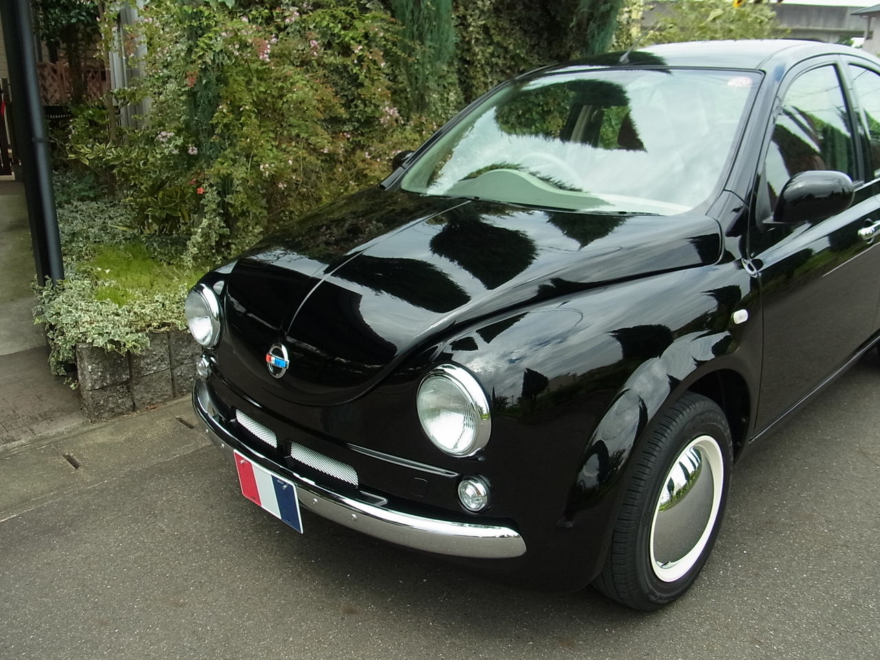 丸いヘッドライトが可愛い日産のパオがカプセルトイになって登場 - HOBBY Watch