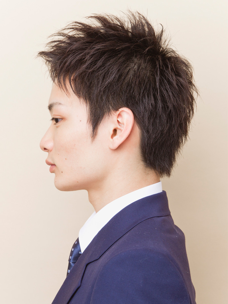 メンズヘアスタイル「アップバングのビジネスベリーショート」 – 心斎橋のメンズ美容室・理容室 Re Homme