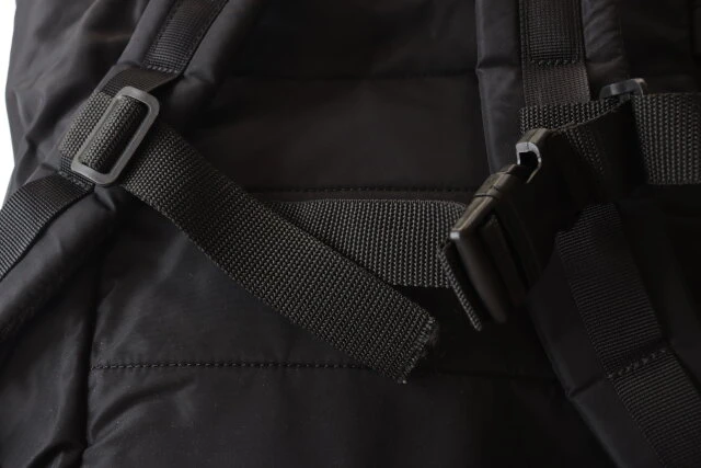 売り場 ダイソーで買った肩ずれ防止ベルト。なで肩民のストレス解消してくれるくらしとふわっと100均ブログ