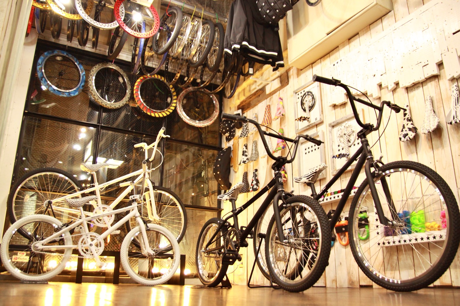e-bike OSAKA POPUP STORE – e-bike UENO