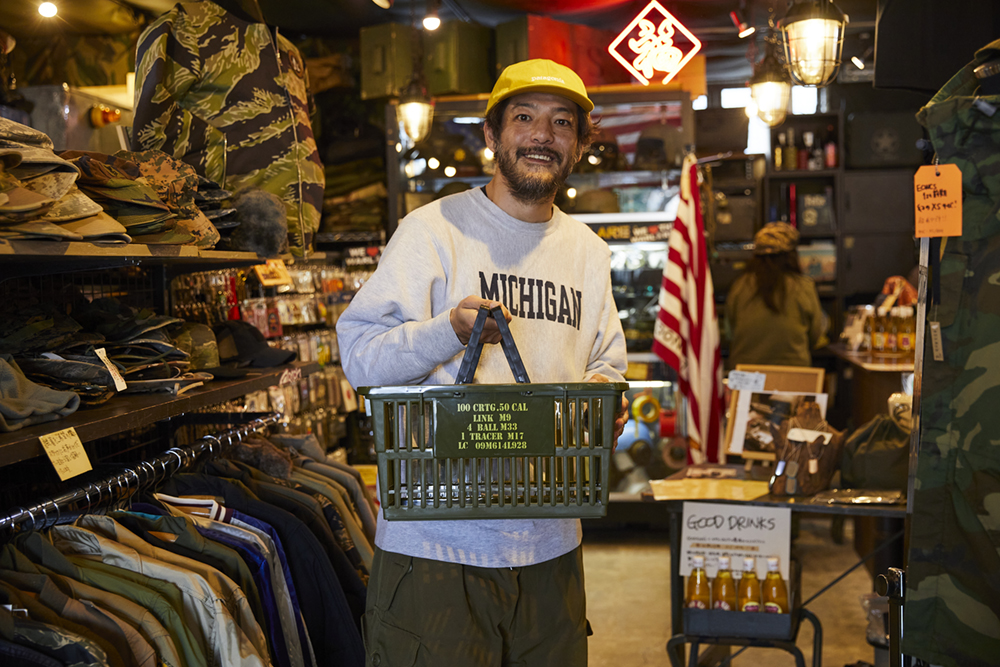 米軍基地の隣接エリアで、お宝探し！ 春の、インテリア DIG TOUR!! 〜福生編〜GO OUT WEB