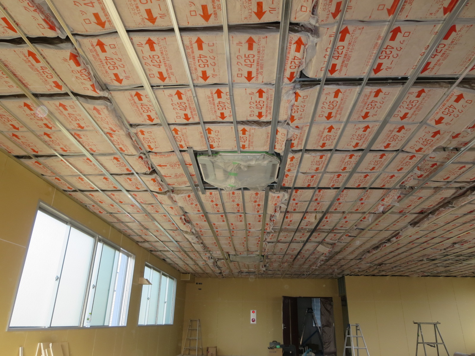 H28.10月 越谷市 エアコン室内機と共に落下した室内壁の補強工事及び復旧工事施工事例・お客様の声住宅設備の施工専門ショップ TOOL BOX